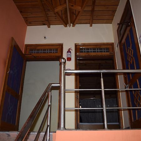 Star Guest House Nainital Buitenkant foto